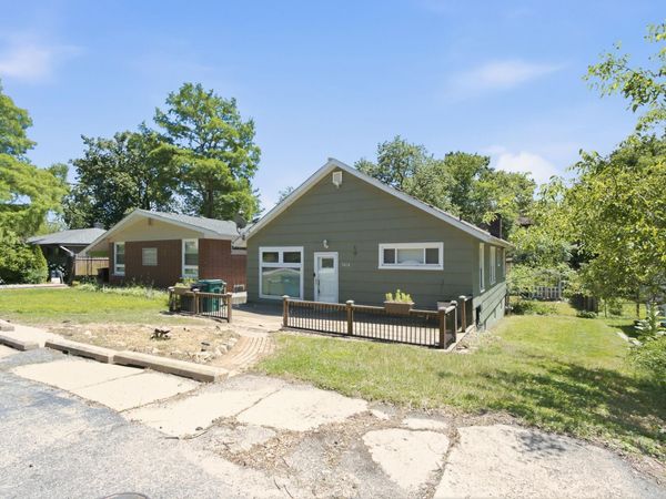 7419 Maple Avenue , Gary, IN 46403