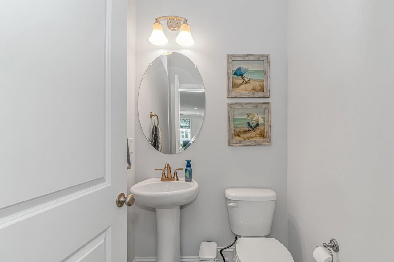 111 Enclave Pl. Photo 14