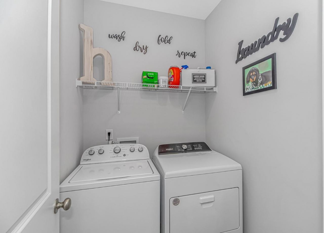 111 Enclave Pl. Photo 15
