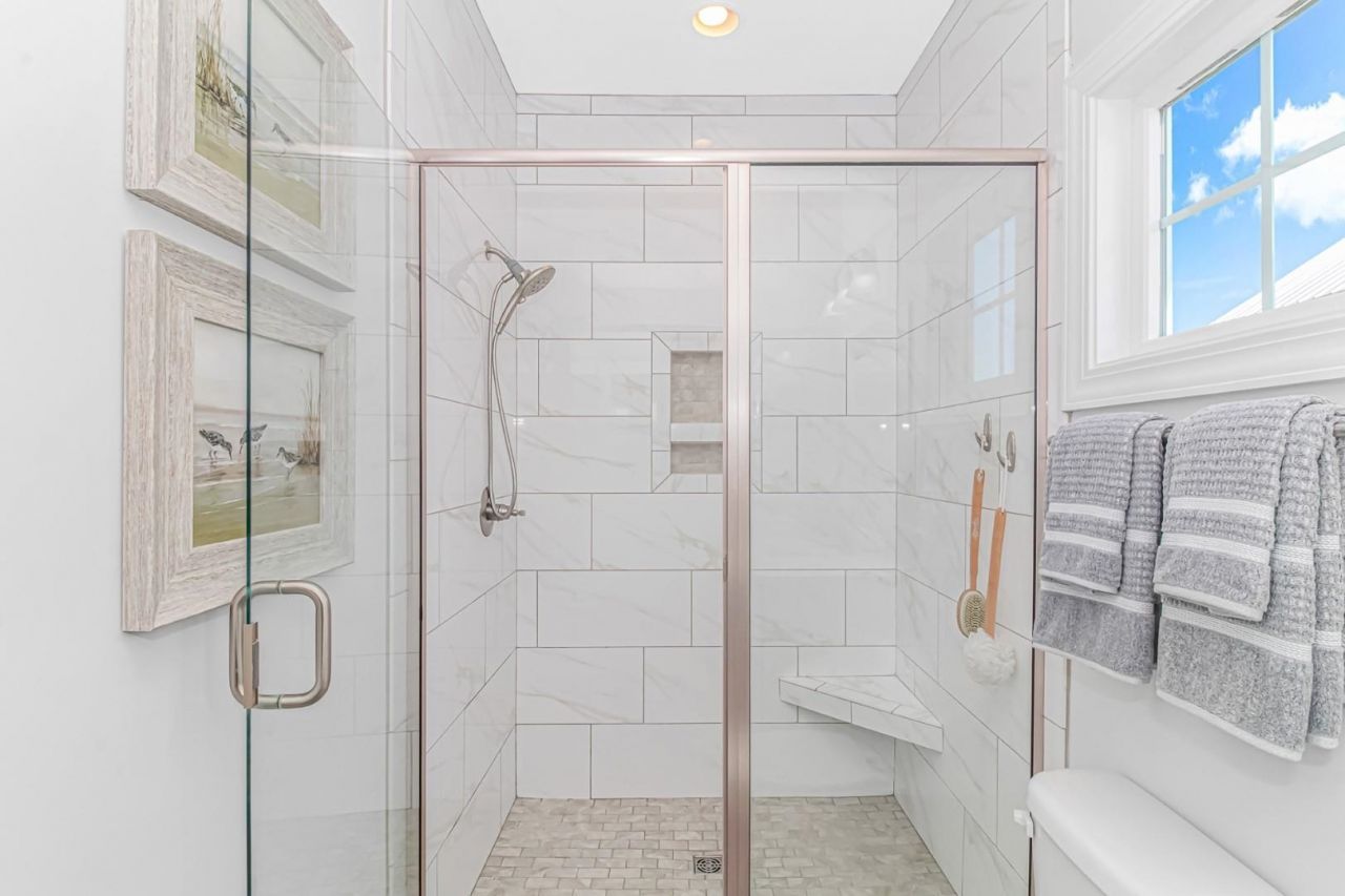 111 Enclave Pl. Photo 20