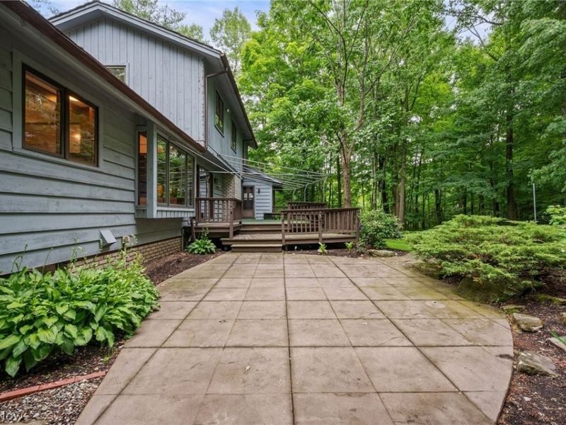 38500 Chagrin Boulevard, Moreland Hills, OH 44022 Photo 6