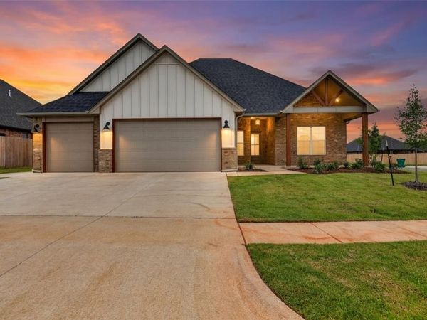 10401 SW 50th Street, Mustang, OK 73064