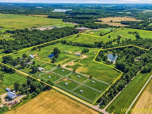 2648 Troy Road , Delaware, OH 43015