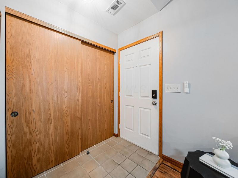 1237 Dunhurst Street , Circleville, OH 43113 Photo 7