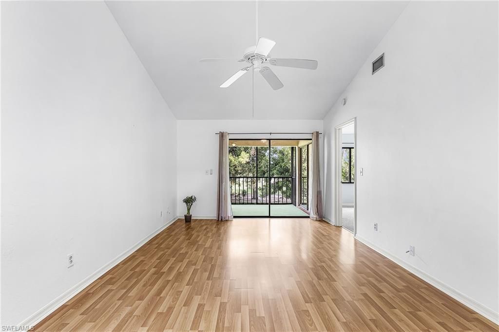 5857 Rattlesnake Hamm Rd , Unit 204, Naples, FL 34113 Photo