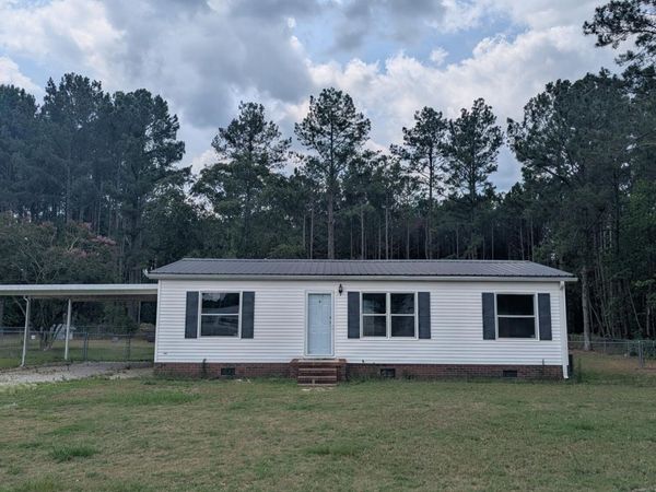 6100 Linville Street , Stedman, NC 28391