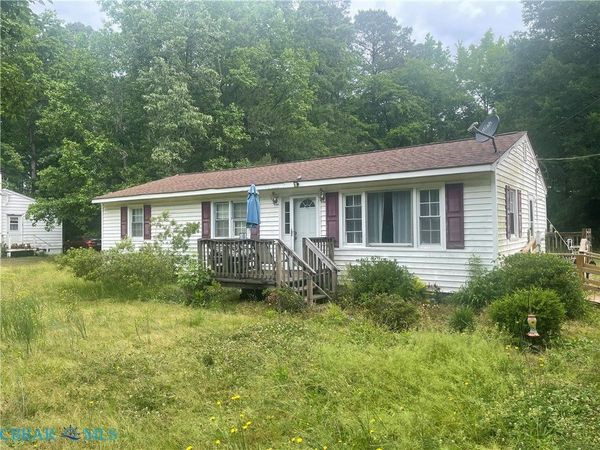 731 TABERNACLE Road, Mathews, VA 23109