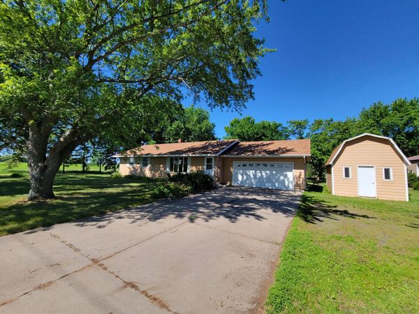 5182 45th Avenue SE, Saint Cloud, MN 56304