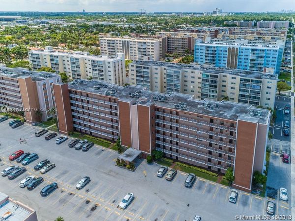 320 NE 12th Ave , Unit 303, Hallandale Beach, FL 33009