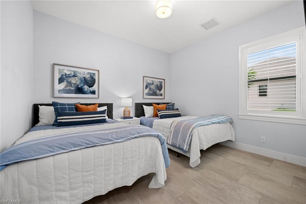 105 SW 52nd St, Cape Coral, FL 33914 Photo