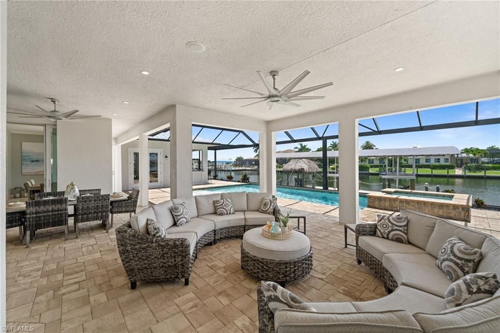 105 SW 52nd St, Cape Coral, FL 33914 Photo
