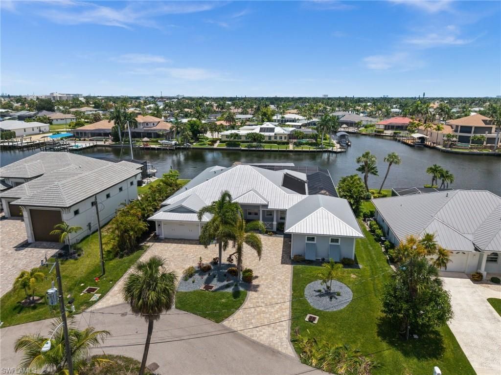 105 SW 52nd St, Cape Coral, FL 33914 Photo