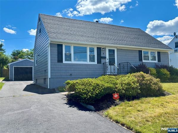 9 Joan Place, CLIFTON, NJ 07013