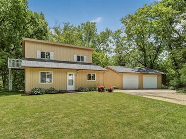 313 Cherry Street W, Mazeppa, MN 55956