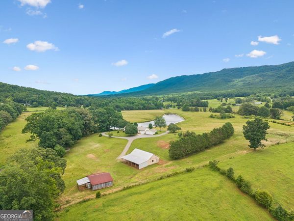 187 Burns Lane, Benton, TN 37307