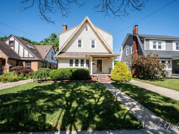 2101 Paris Avenue SE, Grand Rapids, MI 49507