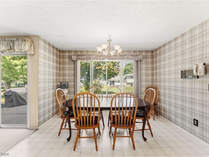 18101 Fern Canyon Drive, Strongsville, OH 44136 Photo 18