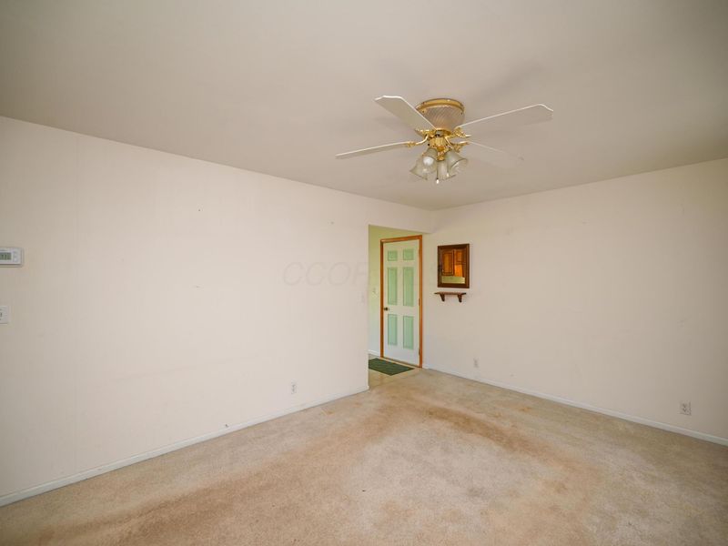 2458 Mercer Drive , Marion, OH 43302 Photo 5