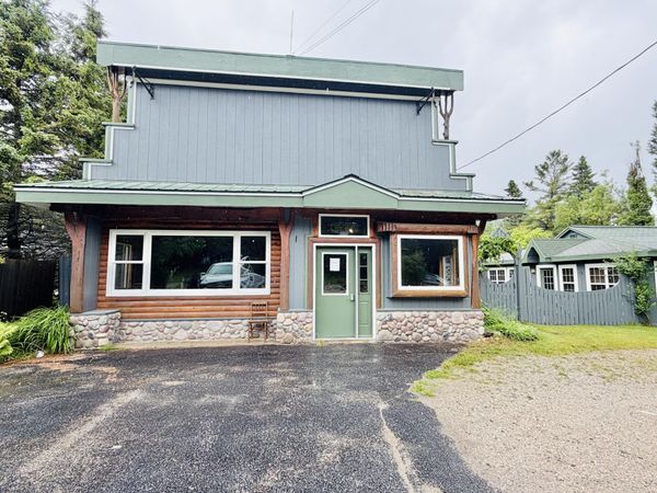 2946 W M-134, Hessel, MI 49745