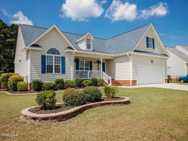 2625 Camille Drive , Winterville, NC 28590