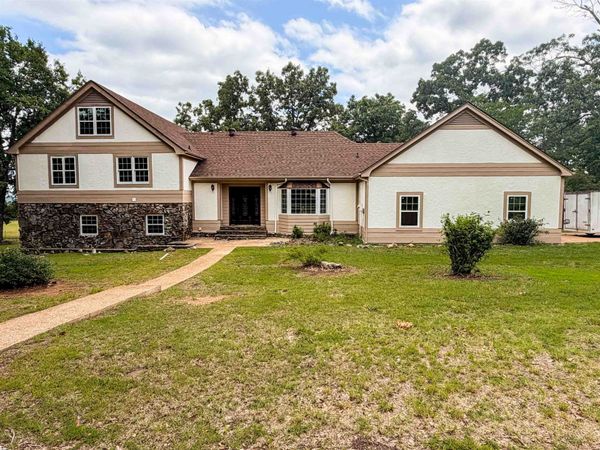 201 E Marshall Drive , Cherokee Village, AR 72529