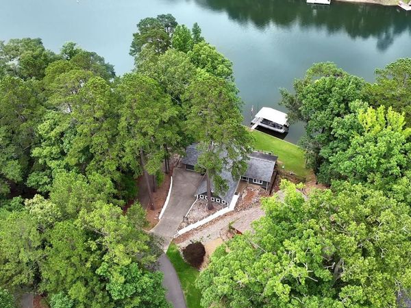 7 Llana Lane , Hot Springs Village, AR 71909
