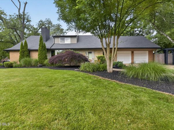 2605 Densmore Drive, Toledo, OH 43606
