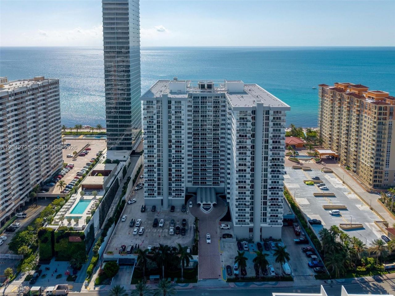 2030 S Ocean Dr , Unit 816, Hallandale Beach, FL 33009 Photo