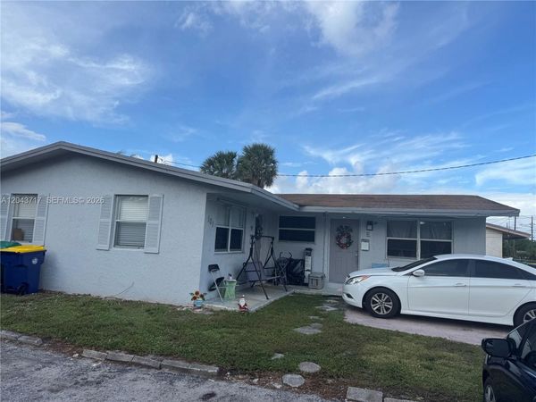 101 NW 13th Ave , Dania Beach, FL 33004