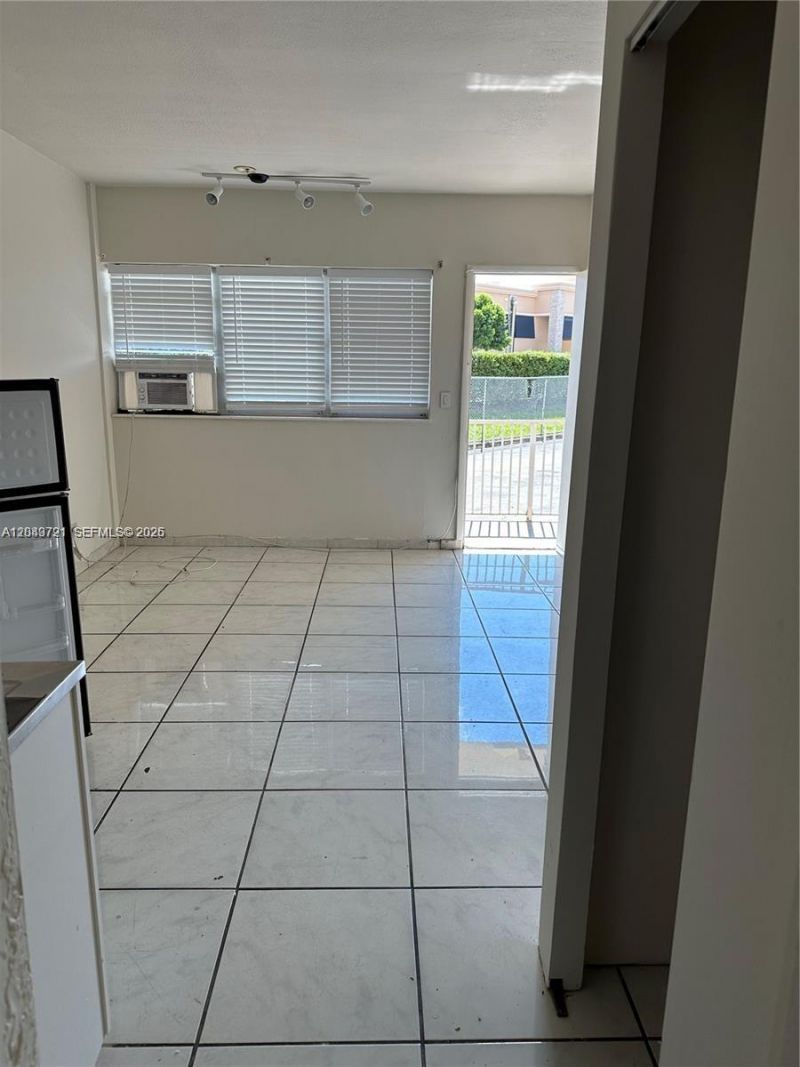 26 Diplomat Pkwy, Unit 2248, Hallandale Beach, FL 33009 Photo