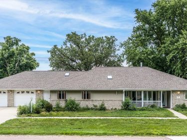 307 CHESTNUT Street, MONDAMIN, IA 51557