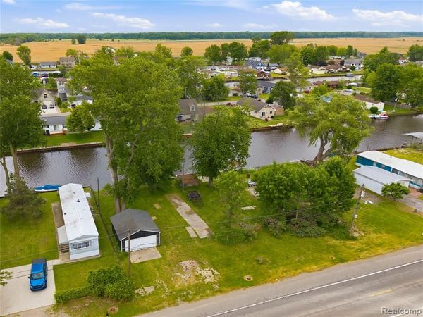 7448 Dyke Road , Clay Twp, MI 48001