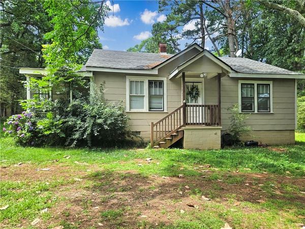5824 Church Street , Flowery Branch, GA 30542
