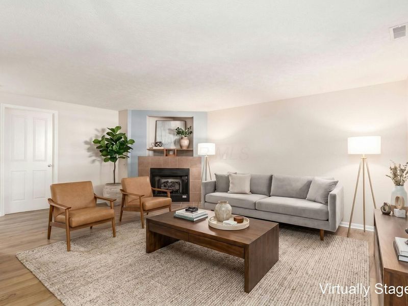 952 Hartford Village Boulevard, Columbus, OH 43228 Photo 14