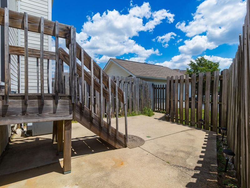 952 Hartford Village Boulevard, Columbus, OH 43228 Photo 30