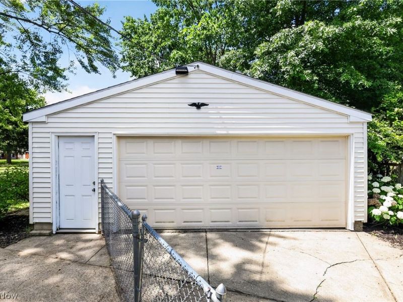 4429 Burkey Road, Austintown, OH 44515 Photo 24