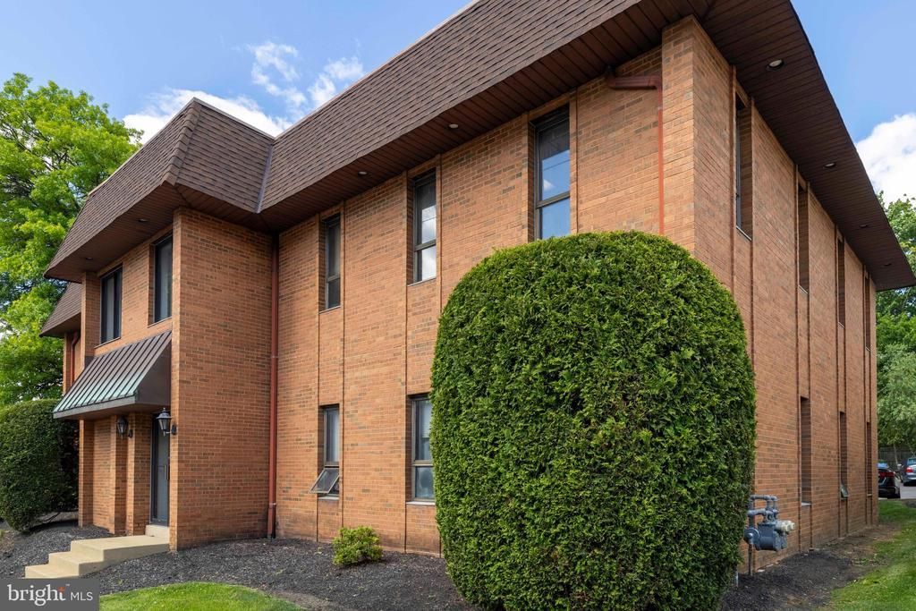 709 EASTON ROAD , WILLOW GROVE, PA 19090