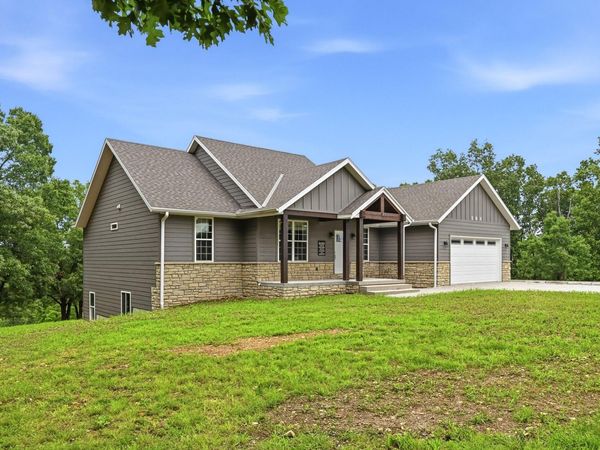 368 Regal Heights Lane, Galena, MO 65656