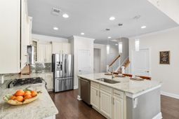 1141 Bronwyn Circle photo 4