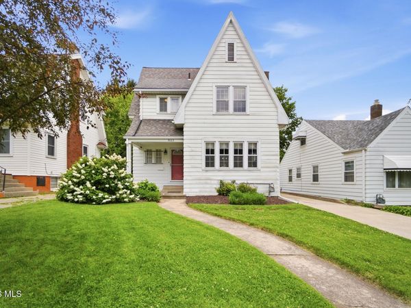 3025 Sherbrooke Road, Toledo, OH 43606