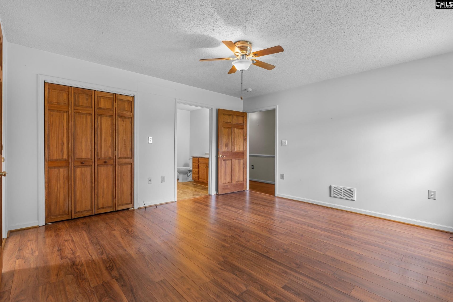 460 Taylor Rd Photo 14