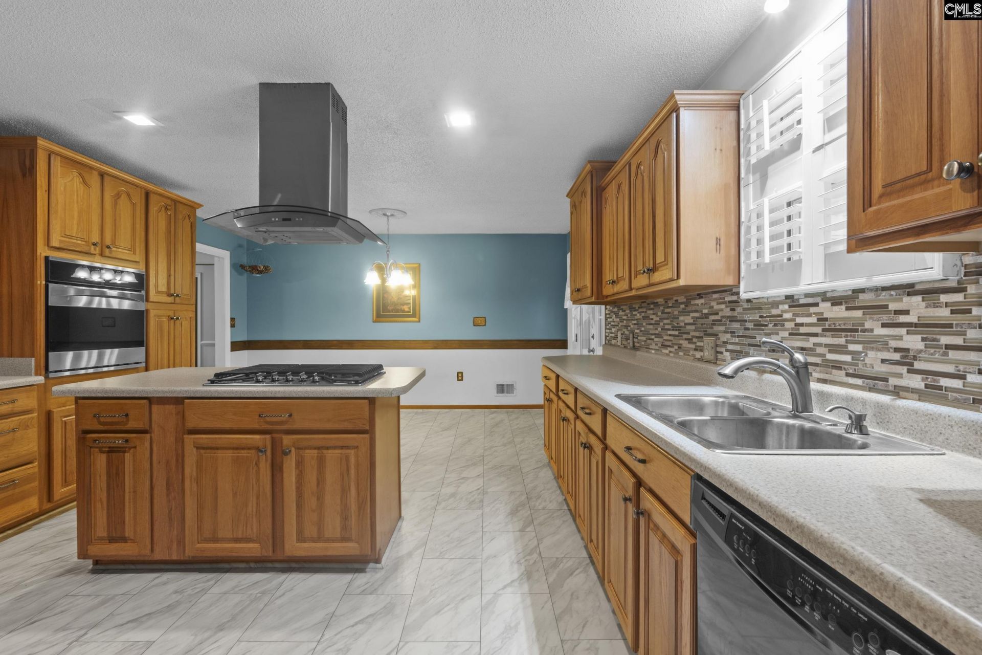 460 Taylor Rd Photo 6