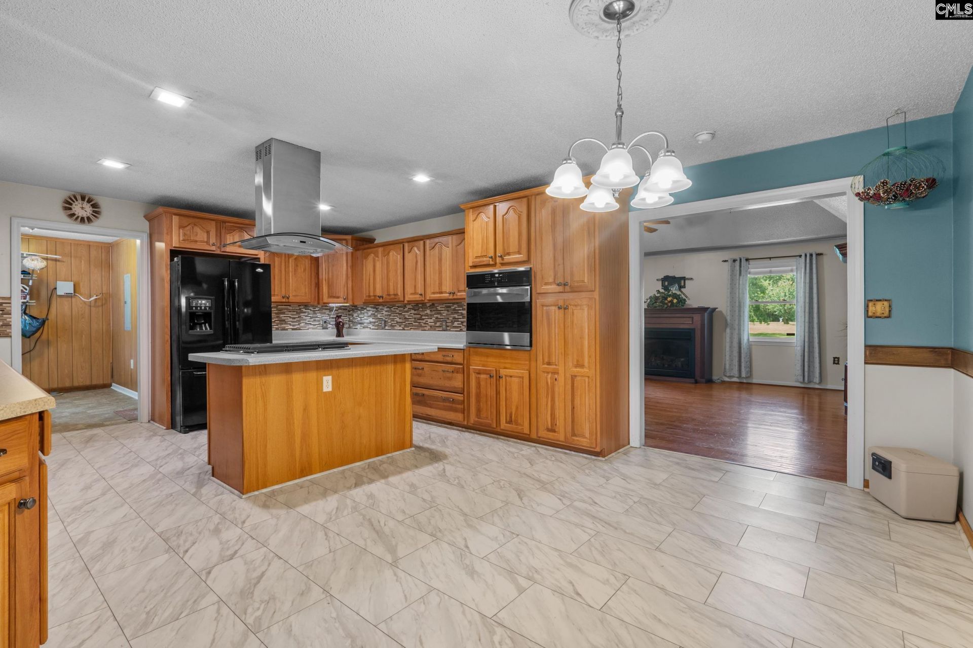 460 Taylor Rd Photo 8