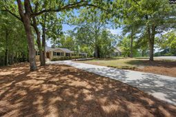 4532 Meadowood Road photo 4