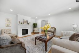4532 Meadowood Road photo 4