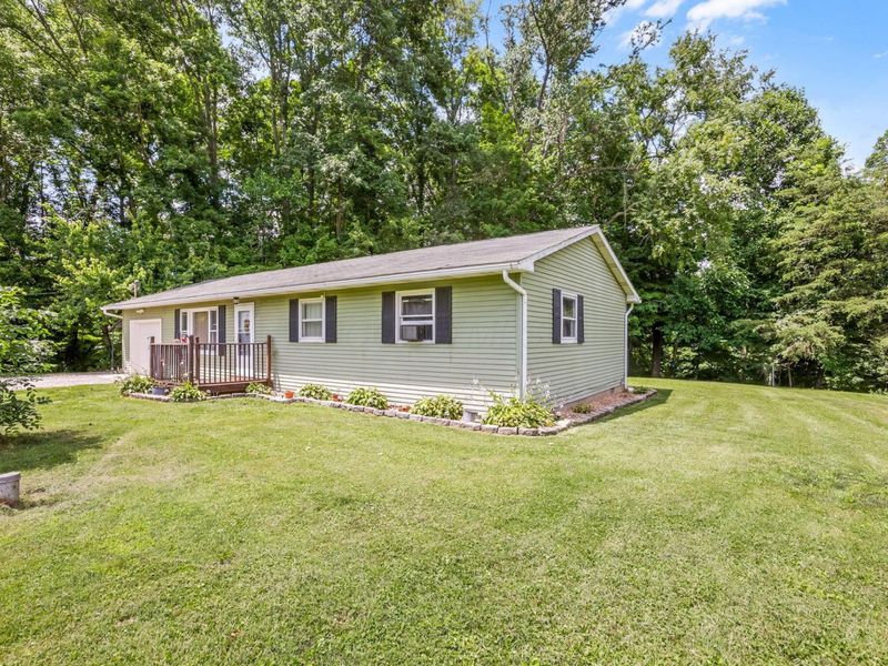 27188 Stuart Road, Rockbridge, OH 43149 Photo 2