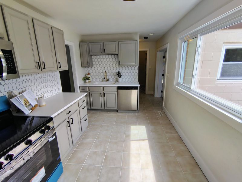 3773 Westbrook Drive, Hilliard, OH 43026 Photo 6