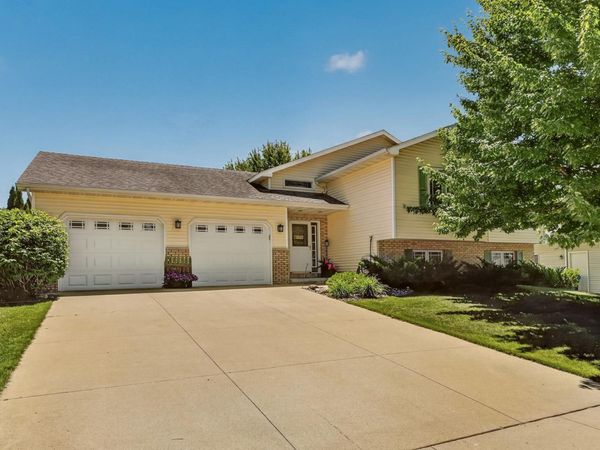 4462 Durham Lane NW, Rochester, MN 55901
