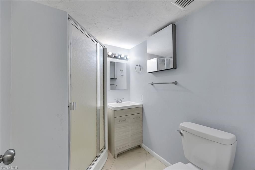 1400 Green Valley Cir , Unit 1002, Naples, FL 34104 Photo
