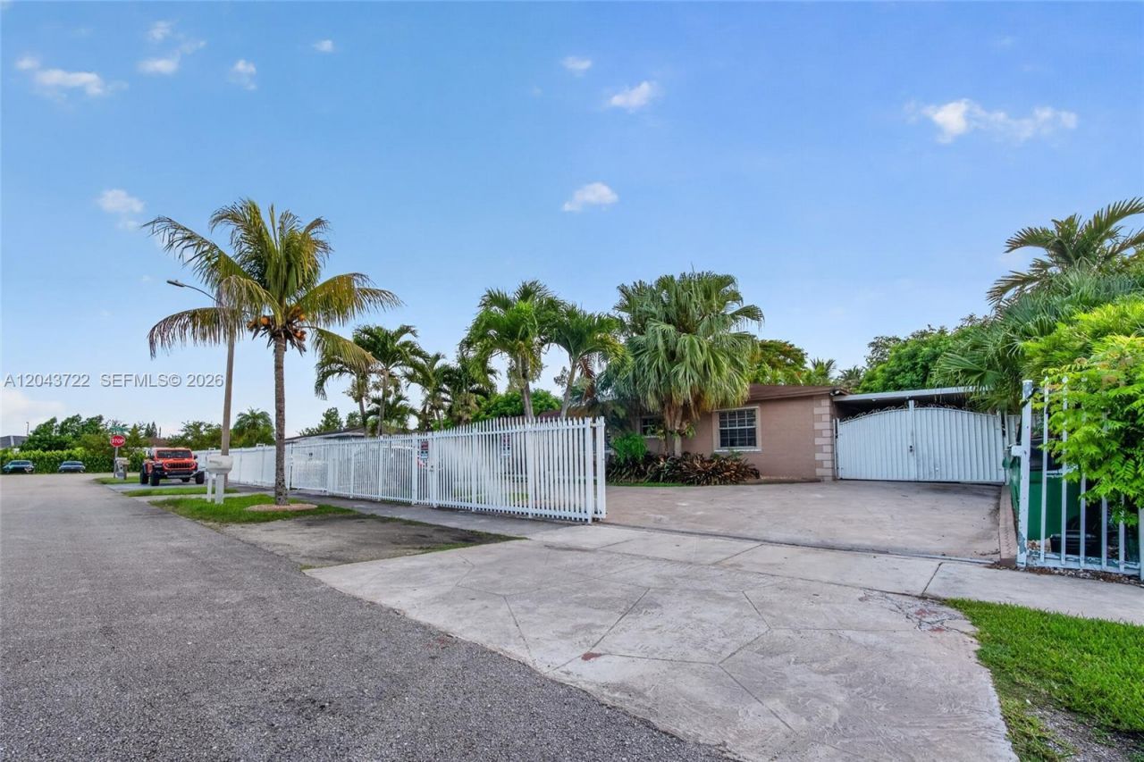 25520 SW 125th Ct , Homestead, FL 33032 Photo